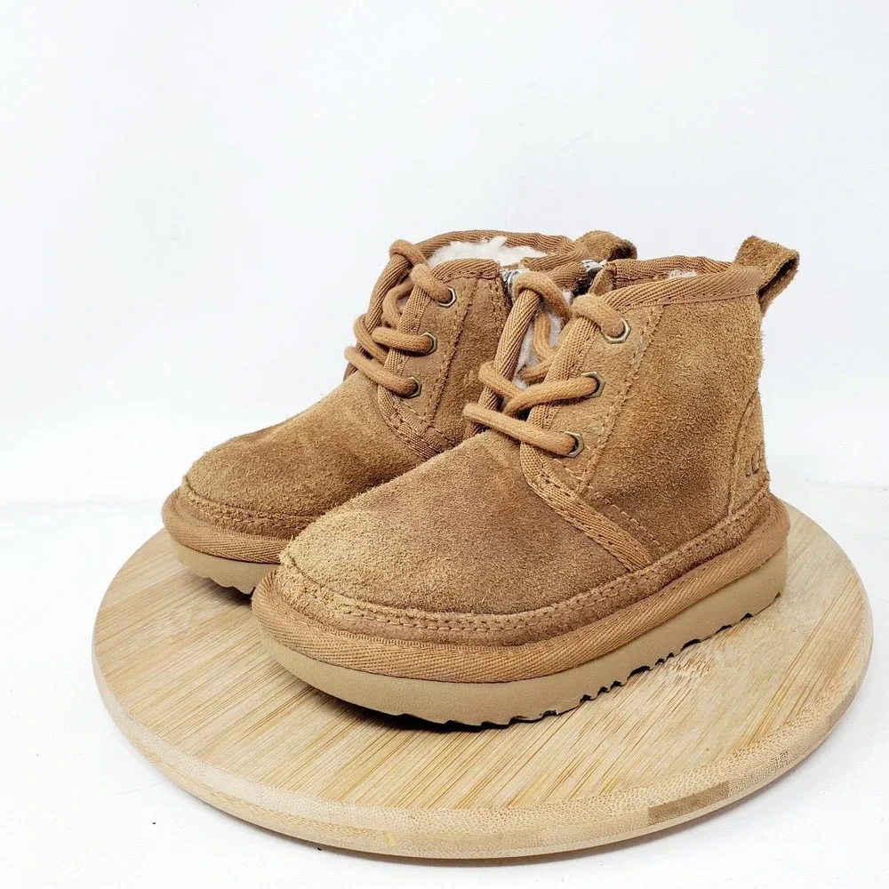 UGG Boots Kids 7 Neumel Brown Suede Shearling Chukka Shoes Little Boy‎ Toddler